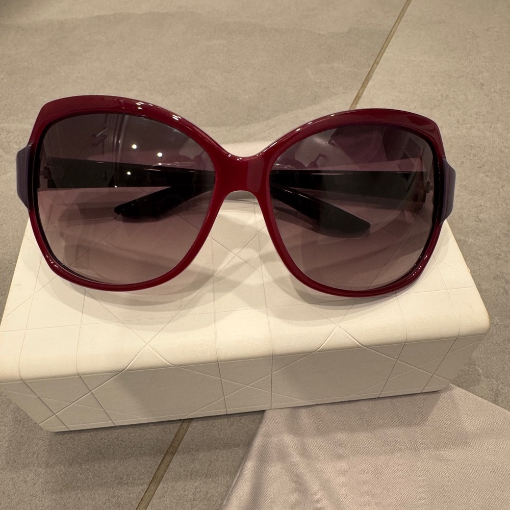 Dior Deep Red and Purple Sunglasses - Picture 7 of 10